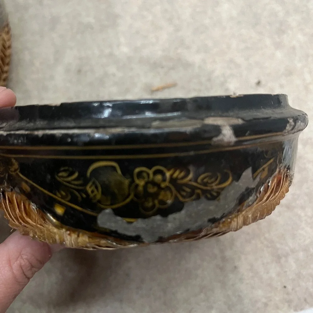 Vintage Hand Painted Black and Gold Lacquer Woven Straw Asian Nesting Boxes‎ Set